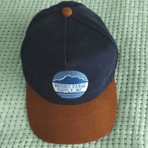 Brooks Range Navy and Brown Cap